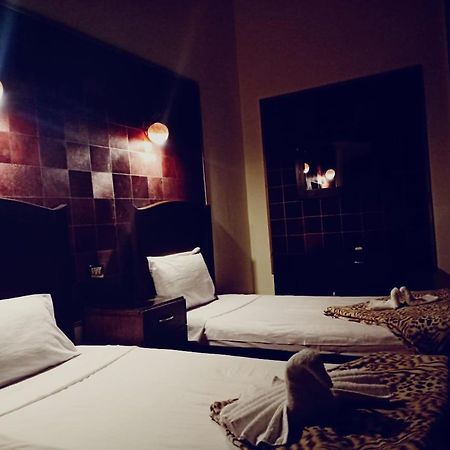Ramses Palace Hostel Кайро Екстериор снимка